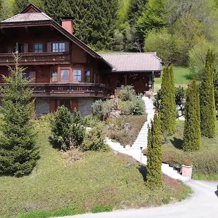 Kraxlhuette Kaernten Vakantiehuis