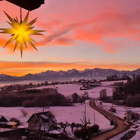 Kraxlhuette Kaernten * Velden am Wörther See