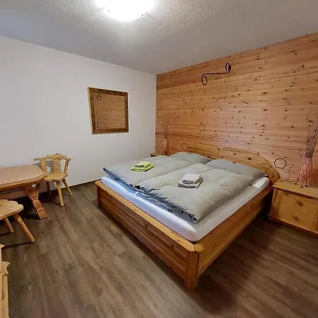 Kraxlhuette Kaernten Hébergement de vacances *