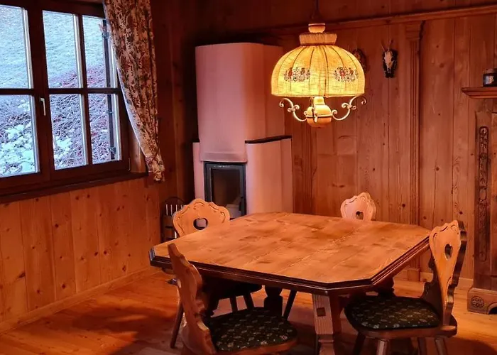 Kraxlhuette Kaernten Velden am Wörthersee